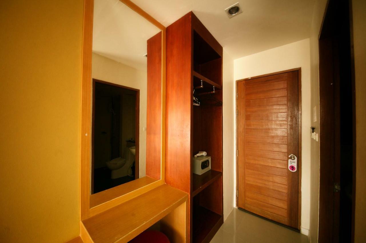 Khách sạn Tropical Sunset 3*